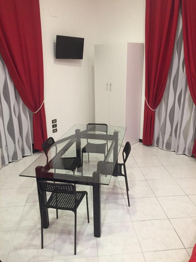 Heart Of Naples Apartment Екстериор снимка