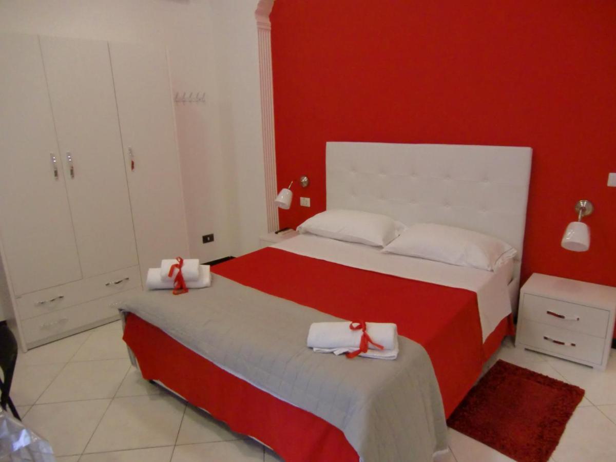 Heart Of Naples Apartment Екстериор снимка