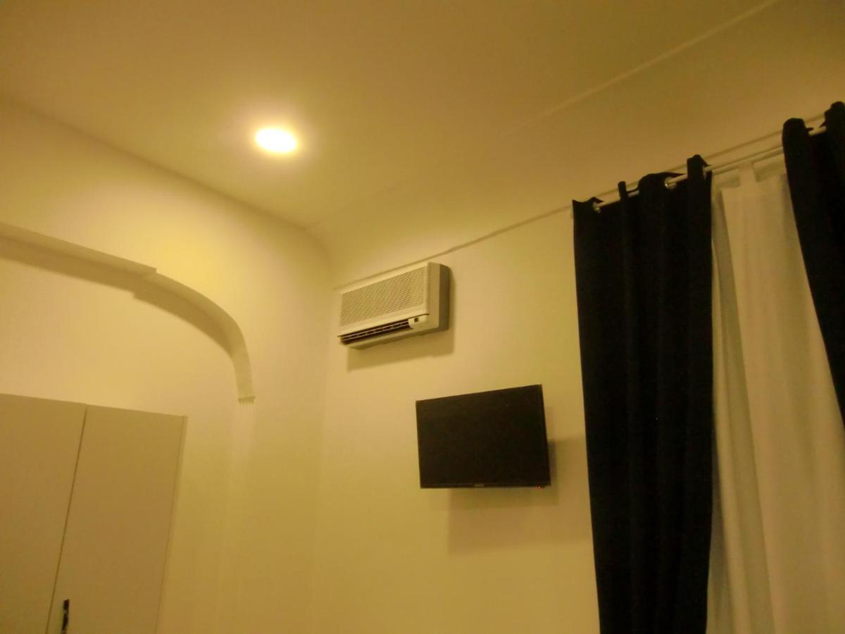 Heart Of Naples Apartment Екстериор снимка